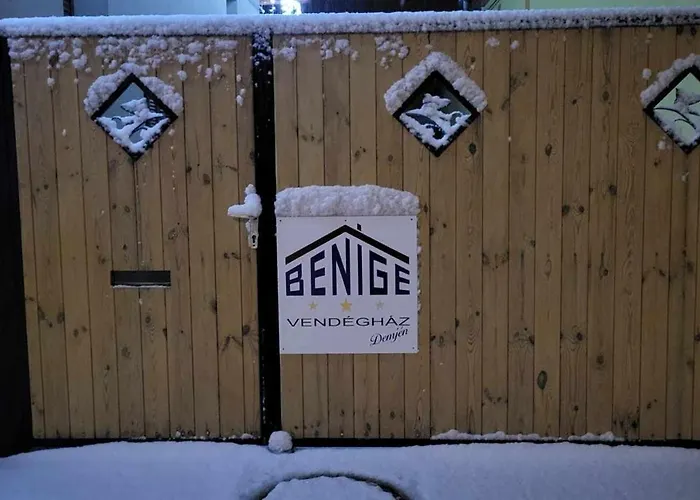 Benige Vendeghaz 게스트하우스 Demjén